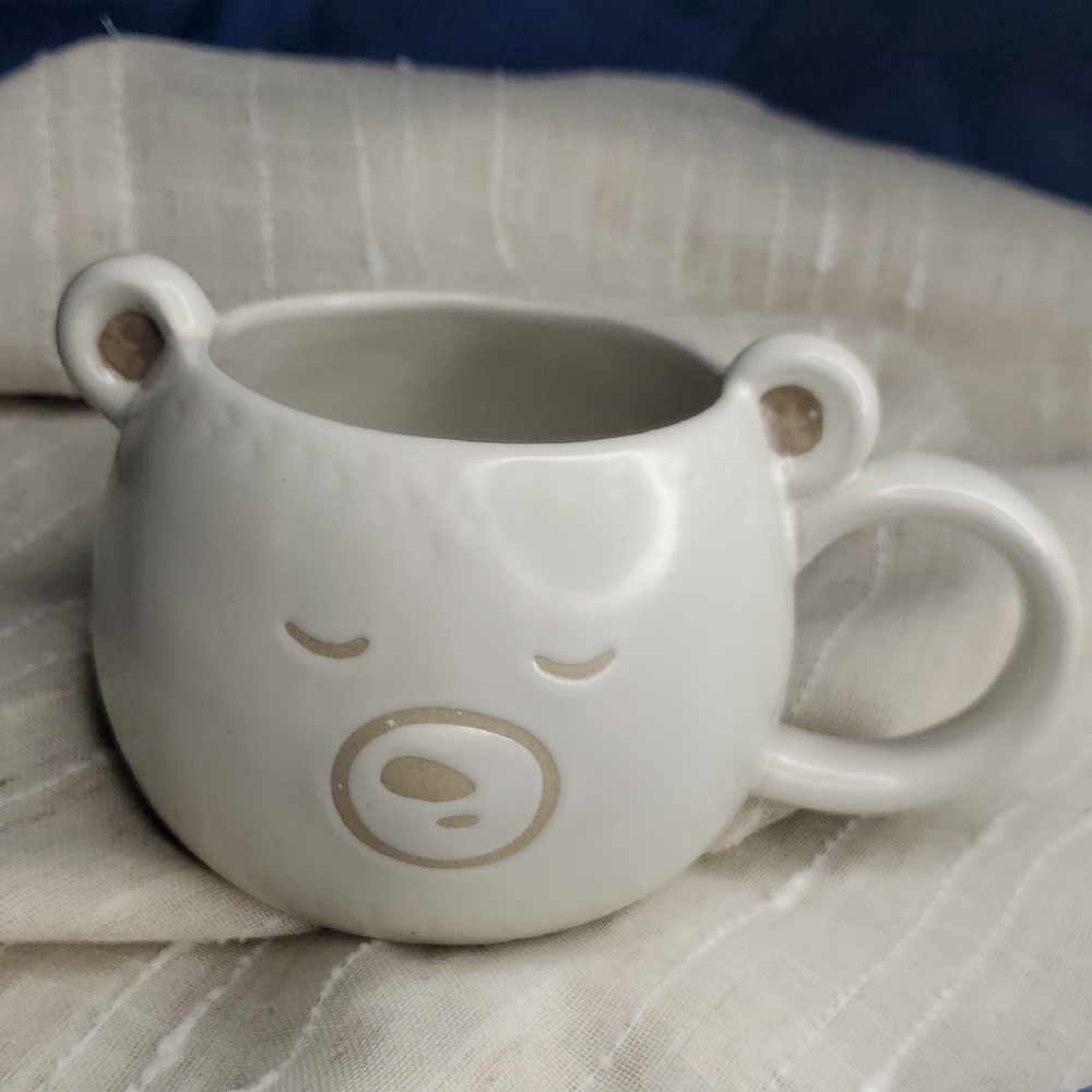 Adorable Cream Bear Mug‎